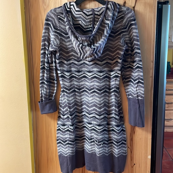 Prana Meryl gray patterned Sweater Dress - Picture 4 of 4